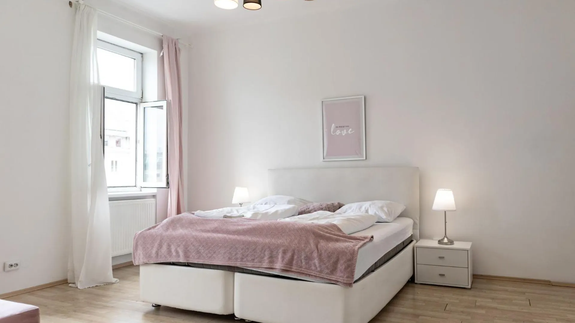 Affordable 2Br Apt Central Location In Vienna